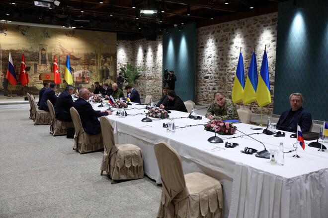 Переговоры в Стамбуле завершились. Украина готова к нейтральному статусу