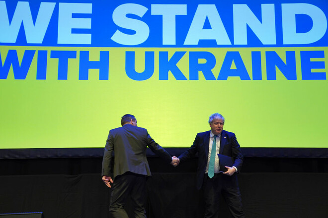 Британія хоче дати Україні більш летальну зброю