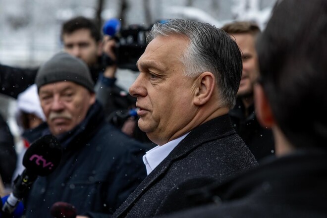 Сохранит ли кресло Орбан? Уже известно, кто побеждает на выборах в Венгрии
