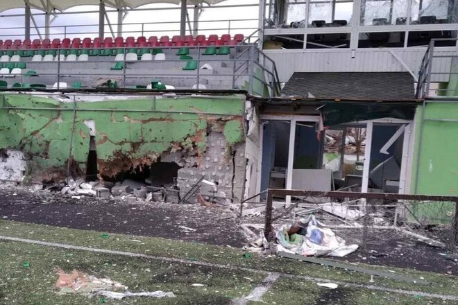 ФОТО. Що зробили зі стадіоном в Ірпені російські «визволителі»
