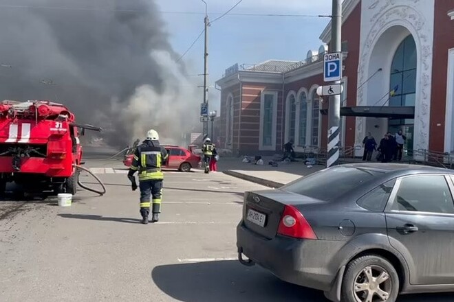 Ужас в Краматорске. Ракеты прилетели на вокзал: 30 погибших, 100 раненых