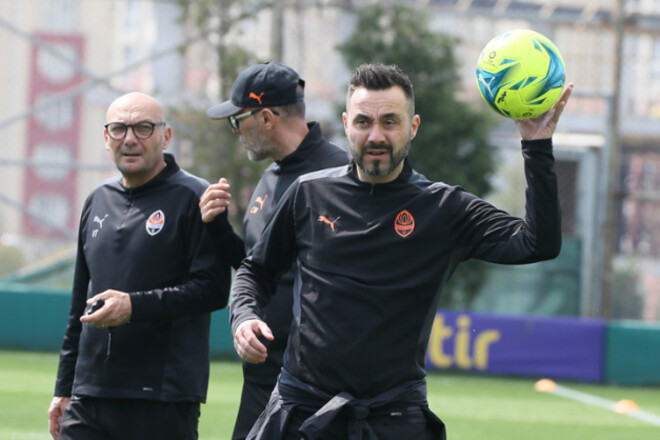 ФОТО. Игроки Шахтера провели первую тренировку в Турции