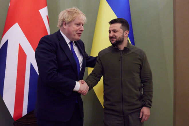 Неожиданный визит. Премьер-министр Великобритании приехал в Киев