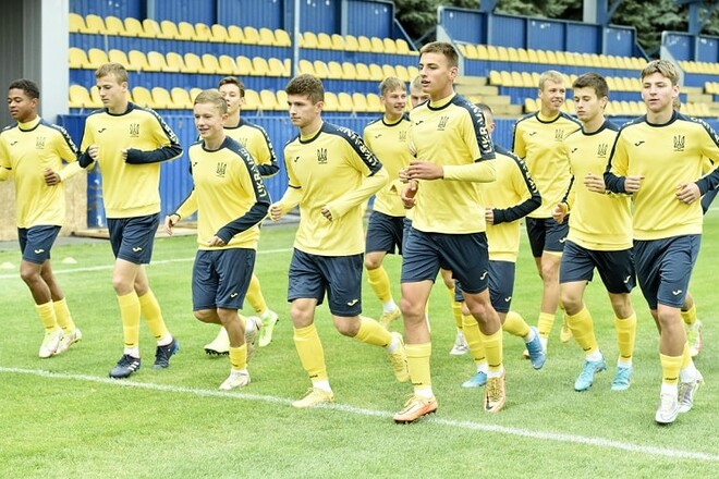 Сборная Украины U-17 разгромила команду «Львов» U-19