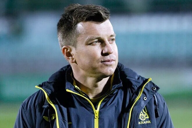 Джерело: Ребров не очолить збірну України, Ротань залишиться