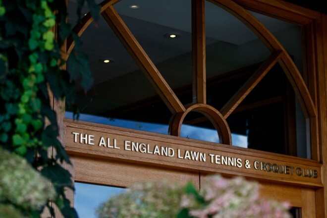ОФІЦІЙНО: Тенісисти з рф і рб зможуть зіграти на Вімблдоні-2023