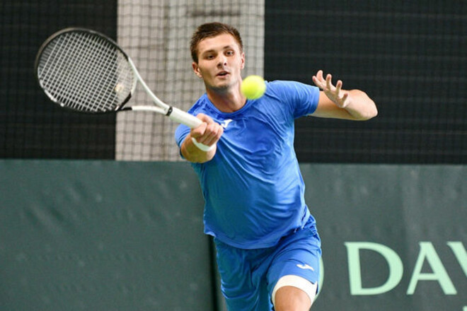 Український тенісист програв поляку на старті відбору до турніру в Італії