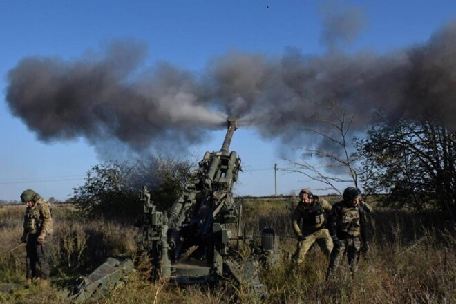 Генштаб: «Ворог тиснув на північний захід від Бахмута, ЗСУ відбили 30 атак»