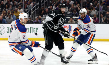 НХЛ. Большой камбэк Эдмонтона, победы Бостона, Далласа и Каролины