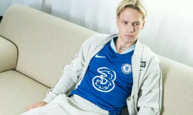 БУРЯК: «Істерика довкола Мудрика заважає йому сконцентруватися на футболі»