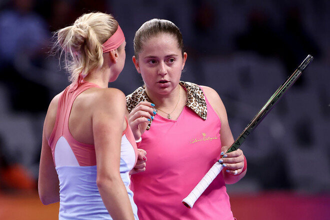 Киченок и Остапенко сохранили шансы на полуфинал Итогового турнира WTA
