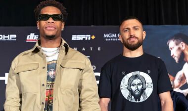 Хейні поскаржився на Ломаченка. Не допомагає продавати бій