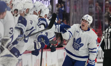 НХЛ. Торонто обіграв Флориду і продовжив серію, перемога Едмонтона