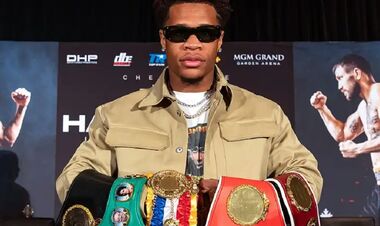 Девин ХЕЙНИ: «Прикончу Ломаченко. Я бы избил его даже в Украине»