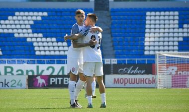 Заря – Шахтер. Стартовые составы команд