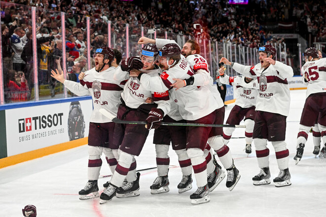 ВІДЕО. Радість збірної Латвії після історичної бронзи на ЧС із хокею