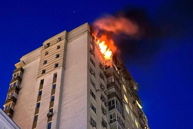 Ночной обстрел Киева: попадания в многоэтажку, есть погибший, раненые