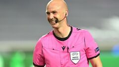 ВІДЕО. Фанати Роми влаштували «теплий» прийом арбітру фіналу ЛЄ