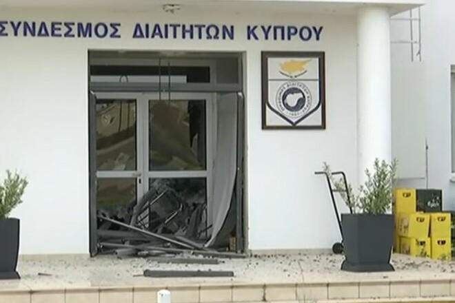 На Кипре взорвали бомбу возле здания ассоциации футбольных судей