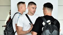 Сборная прилетела в Бремен, Украина побеждает в socca, замена Йовичевичу