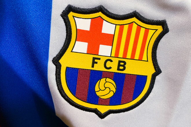 Барселона может продать 49% акций клуба