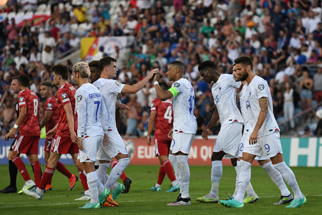 Євро-2024. Група В. Франція обіграла Гібралтар, Греція виграла у Ірландії