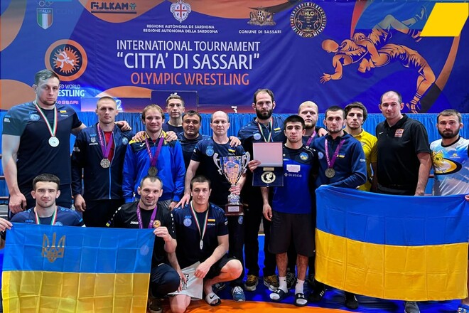 Вольная борьба. Сборная Украины взяла 12 медалей на соревнованиях в Италии