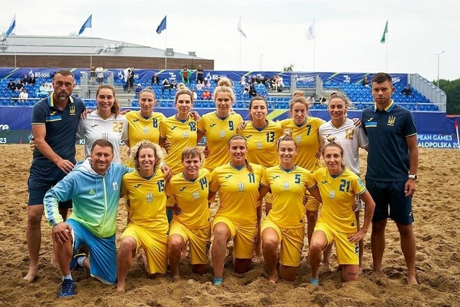 Пляжный футбол. Женская сборная Украины одержала важную победу над Италией