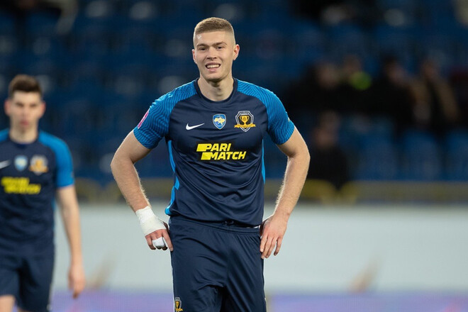 Довбик – лучший игрок Украинской Премьер-лиги-2022/2023