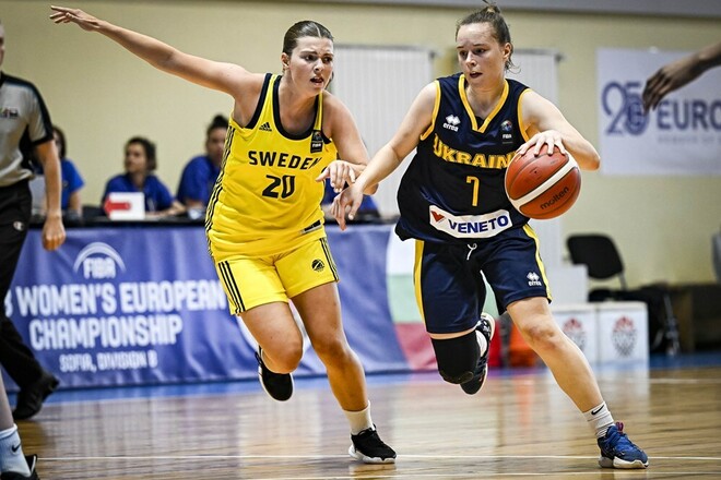 Женская сборная Украины U-18 обыграла Швецию на чемпионате Европы