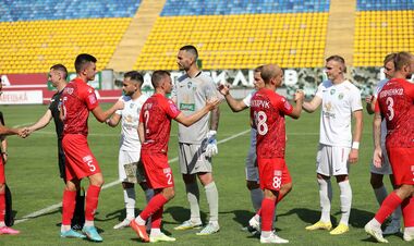 ФОТО. Как Карпаты и Верес играли товарищеский матч