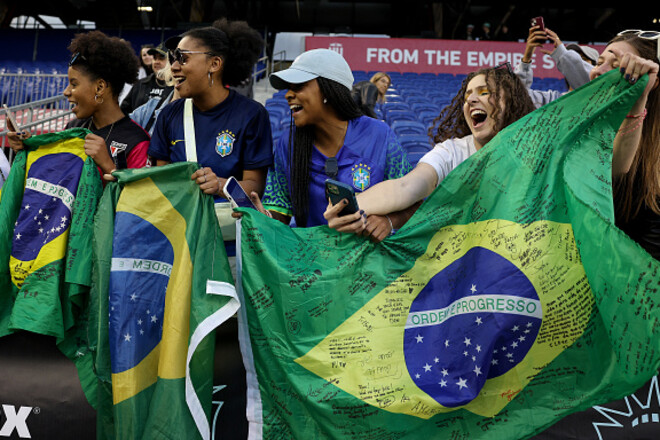 На радость Роналдиньо. В Бразилии легализовали ставки на спорт