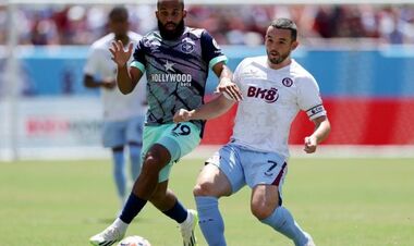 ВІДЕО. Астон Вілла завдала розгромної поразки Лаціо