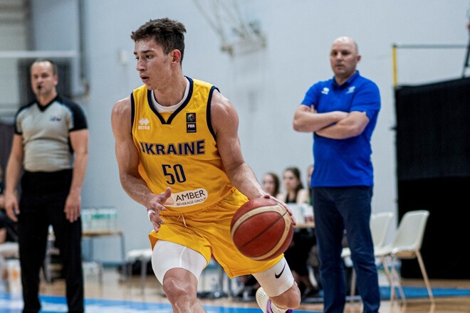 Сборная Украины по баскетболу одержала вторую победу подряд