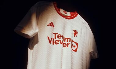 ФОТО. Манчестер Юнайтед презентував третю форму