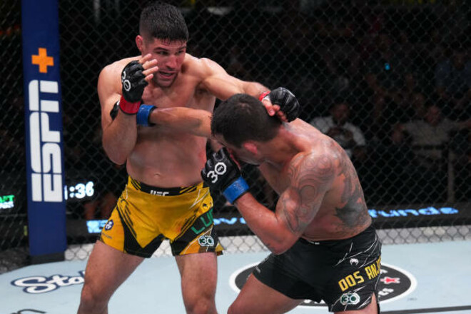 Бой двух бразильцев в UFC. Висенте Луке по очкам победил Дос Аньоса