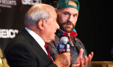 Промоутер Ф'юрі: «Буде божевіллям не провести бій проти Усика»