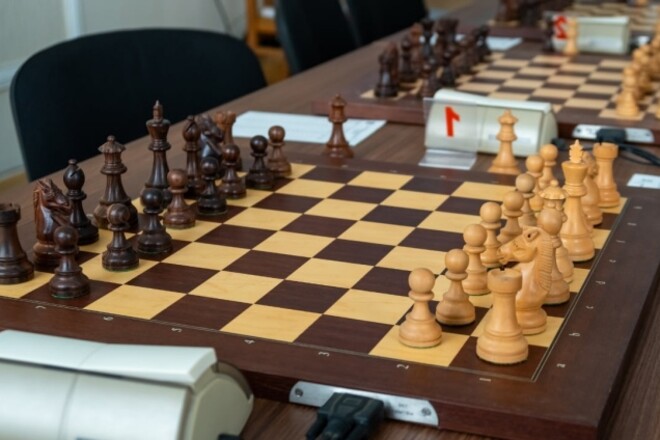 FIDE заборонила трансгендерам виступати у жіночих турнірах
