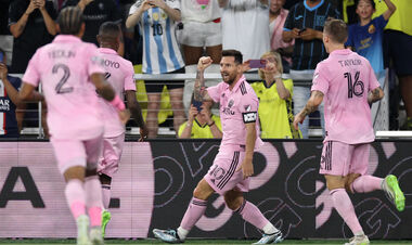 Месси открыл счет в финале Кубка лиг