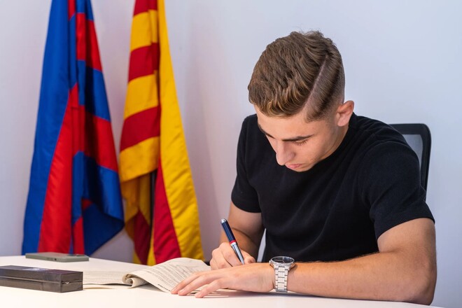 Барселона подписала с молодым талантом контракт с клаусулой в 400 миллионов