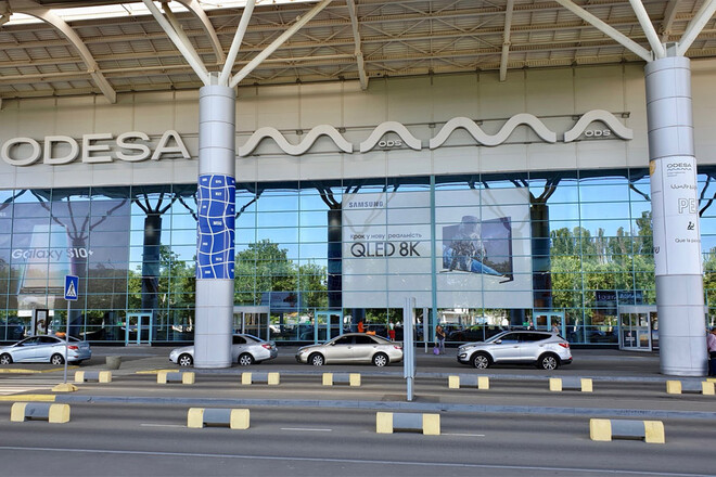 Владельцы Черноморца получили подозрения от НАБУ в деле об аэропорте Одессе