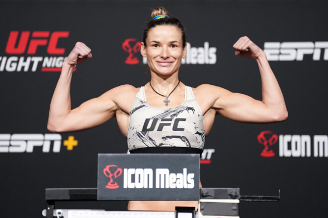 UFC: Дженніфер Майя – Марина Мороз. Дивитися онлайн. LIVE трансляція