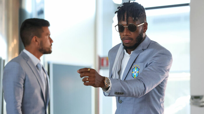 ВІДЕО. Фреда вигнали з центральної частини лави на фотосесії у збірній