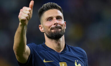 Жиру стал одним из самых старших игроков, которые делали дубль на ЧМ