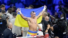 ВІДЕО. Олександр Усик заспівав пісню про звільнення Криму