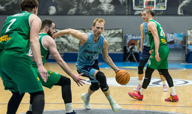 Днепр уверенно расправился с Запорожьем