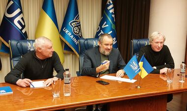 Англія та Нідерланди виграли групи, Павелко випущений під величезну заставу