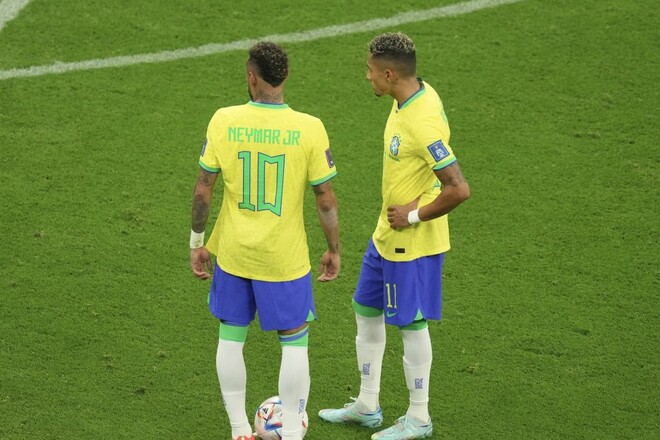 Бразилия сыграет против Камеруна резервным составом
