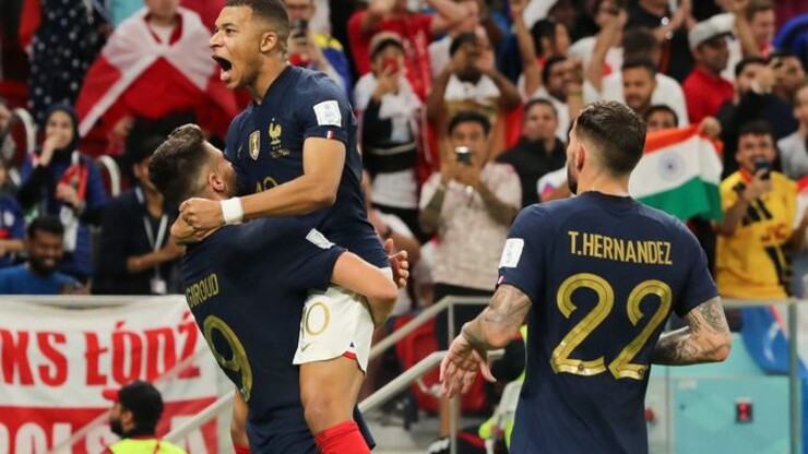 Night of record holders.  France eliminated Poland in the round of 16 of the 2022 World Cup