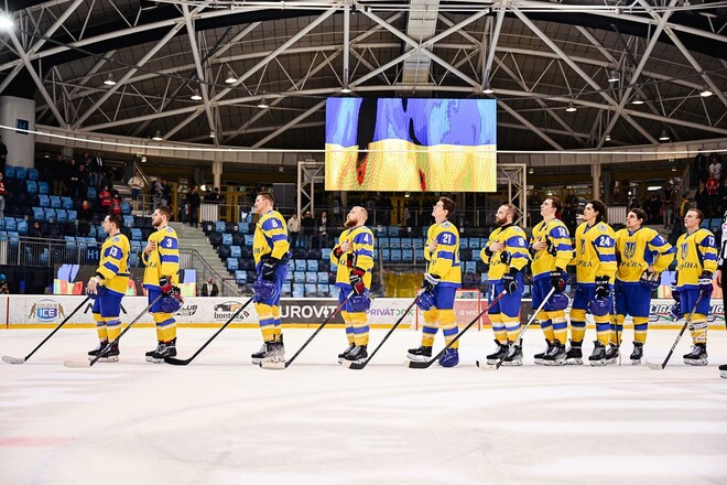 28 хокеїстів. Оголошено склад збірної України на збір